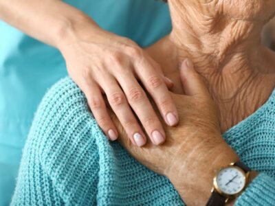 A nurse with elderly lady talking about when to consider aged care
